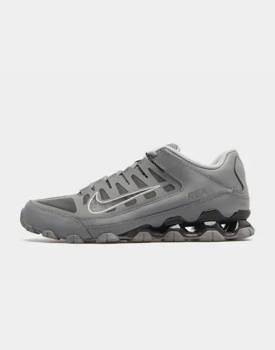 Nike Reax 8