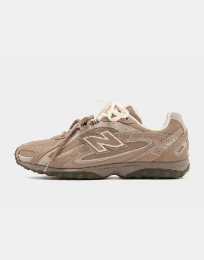 New Balance 204L