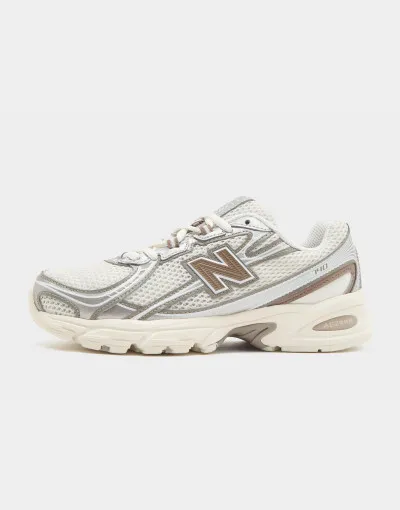 New Balance  740 
