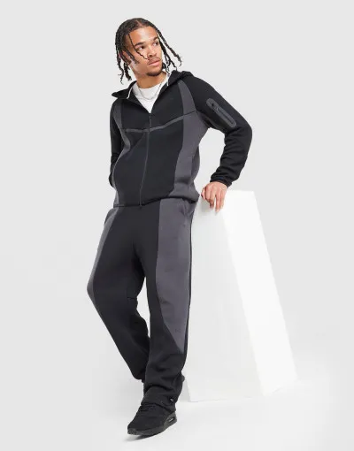 Nike  Tepláky Tech 