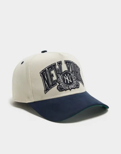 New Era Kšiltovka NEW ERA KAPA WORDMARK SUEDE EFRAME NYYNE