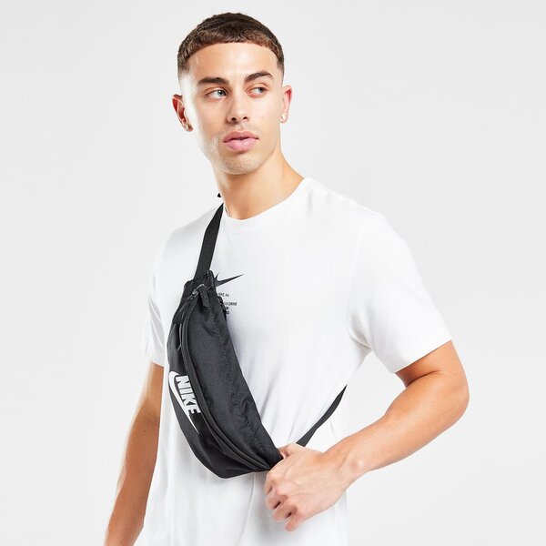 Nike Ledvinka Heritage Hip